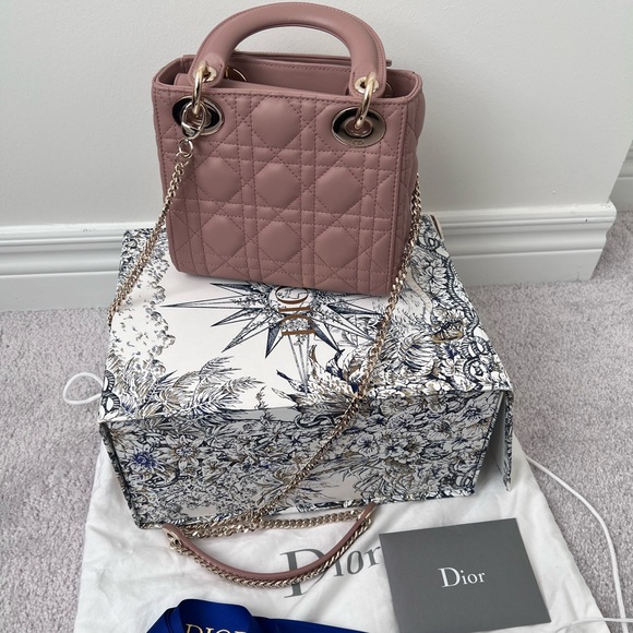 ***SOLD***New Dior lady Dior mini bag - Picture 3 of 13